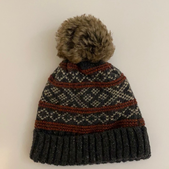 Unisex baby hat- Old Navy- Used - Picture 5 of 9